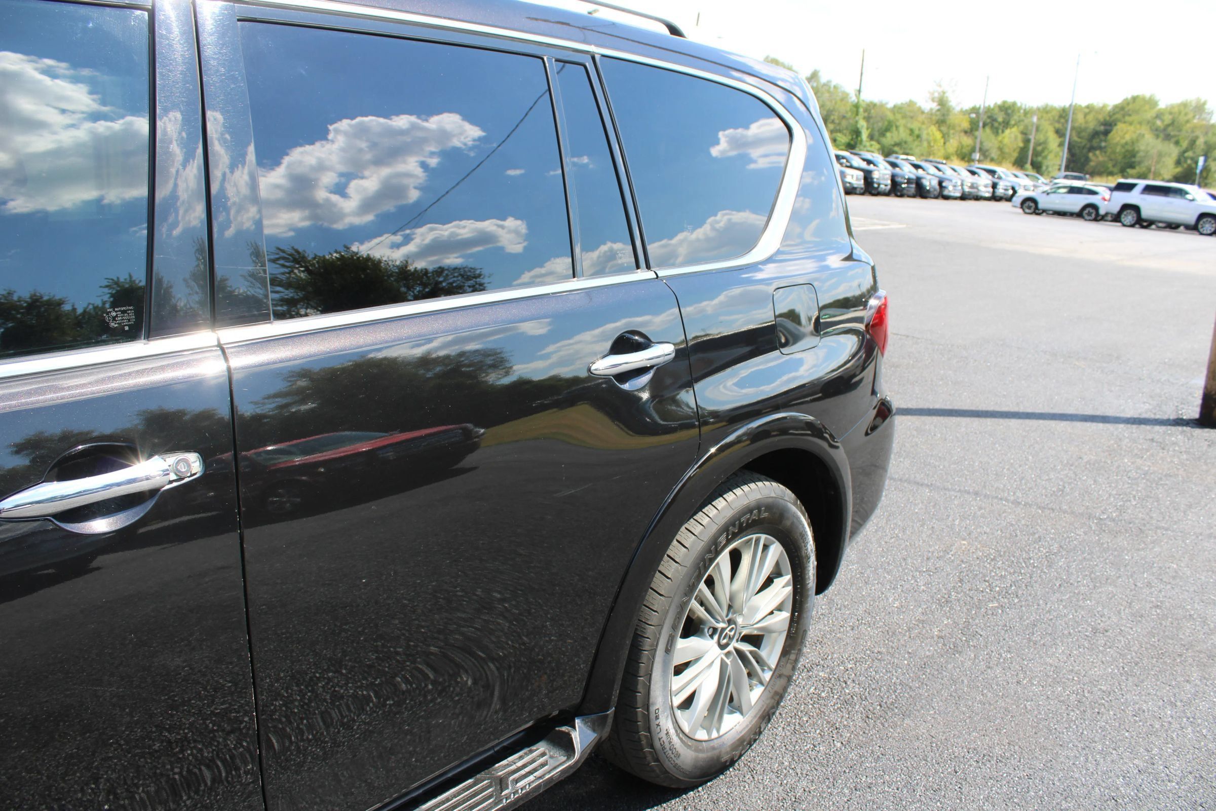 Used 2018 INFINITI QX80 2WD image 4