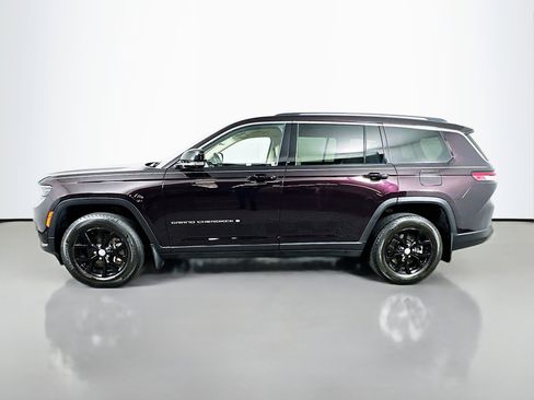 Used 2022 Jeep Grand Cherokee L Limited w/ Luxury Tech Group II image 4