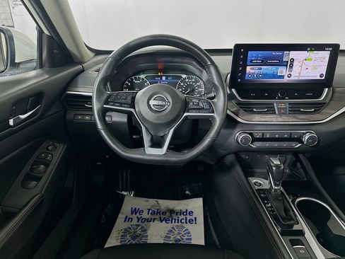 Used 2024 Nissan Altima 2.5 SV w/ SV Premium Package image 22