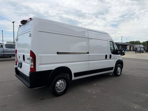 Used 2023 RAM ProMaster 2500 FWD image 4