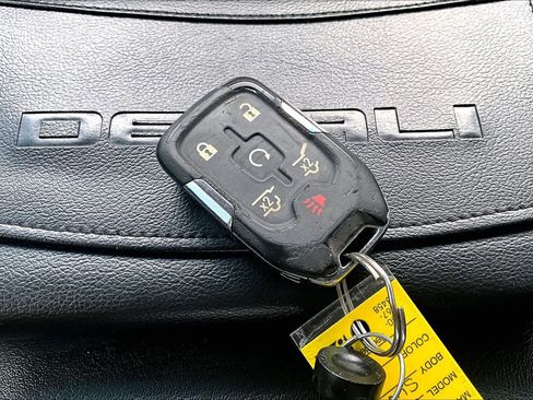 Used 2019 GMC Yukon Denali w/ Denali Ultimate Package RWD image 15