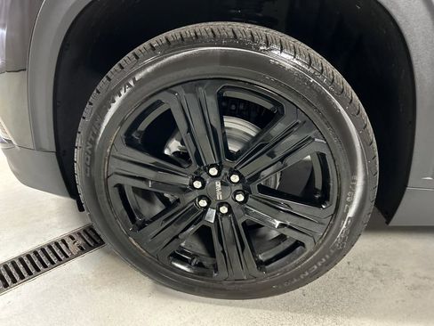 New 2026 GMC Acadia Elevation w/ Black Edition image 9