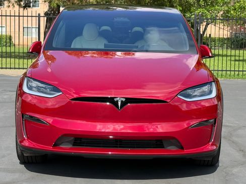 Used 2023 Tesla Model X AWD/4WD image 2