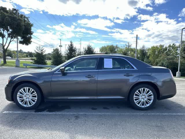 Used 2014 Chrysler 300 AWD w/ Driver Convenience Group image 2