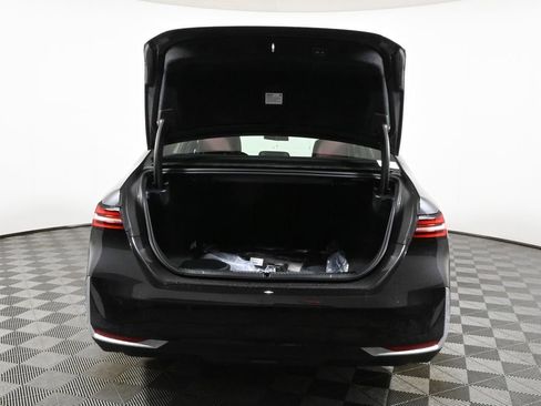 Used 2026 BMW 530i xDrive w/ Premium Package image 37