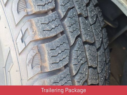 Used 2019 GMC Sierra 1500 SLT w/ SLT Convenience Package AWD/4WD image 11
