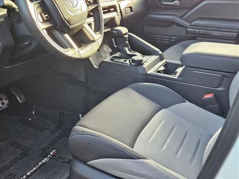 Used 2024 Toyota Tacoma TRD Sport AWD/4WD image 15