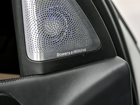 Used 2021 BMW X5 M w/ Competition Package AWD/4WD image 16