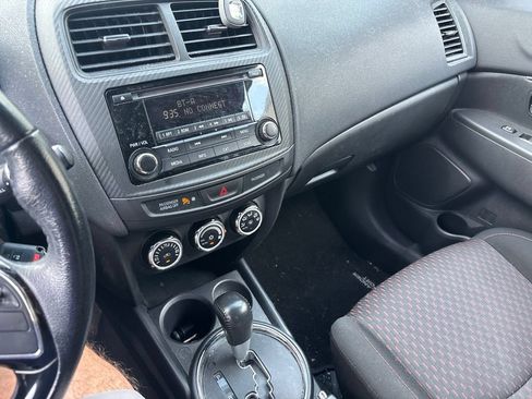 Used 2017 Mitsubishi Outlander Sport AWD image 10