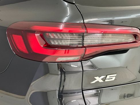 Certified 2023 BMW X5 sDrive40i w/ M Sport Package RWD image 12