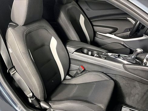 Used 2023 Chevrolet Camaro LT image 25