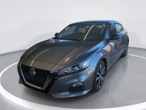 Used 2021 Nissan Altima 2.5 SR w/ SR Premium Package FWD image 1