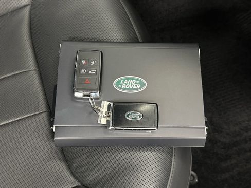 Used 2023 Land Rover Range Rover Long Wheelbase SE AWD/4WD image 48