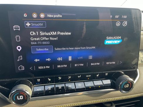 Used 2023 Chevrolet Colorado ZR2 w/ ZR2 Convenience Package III AWD/4WD image 45