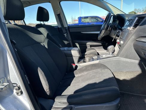 Used 2013 Subaru Legacy 2.5i Premium w/ All-Weather Pkg + Moonroof image 31