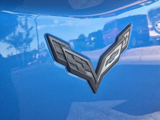 Used 2015 Chevrolet Corvette Stingray Coupe w/ 3LT Preferred Equipment Group RWD image 27