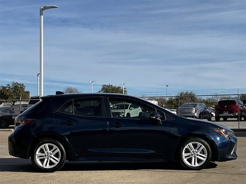 Used 2020 Toyota Corolla SE image 3