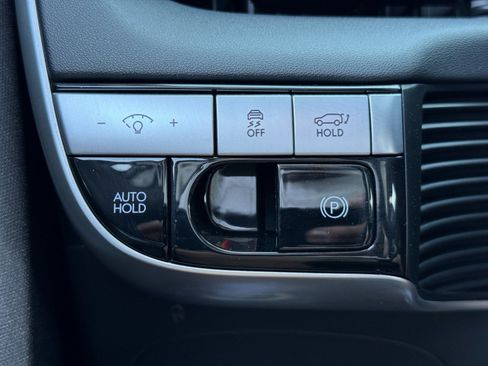 Used 2023 Hyundai Ioniq 5 SEL image 16