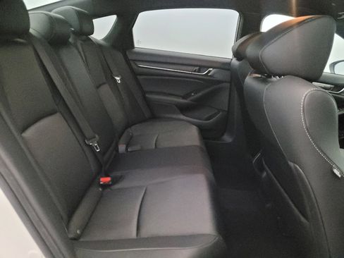 Used 2019 Honda Accord Sport image 19