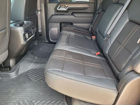 Used 2024 Chevrolet Silverado 3500 High Country w/ Technology Package image 13