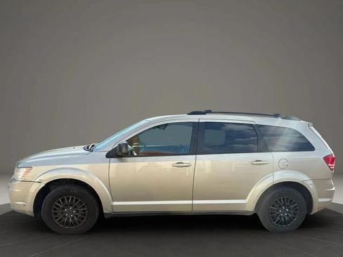 Used 2010 Dodge Journey SE w/ Popular Equipment Group FWD image 2