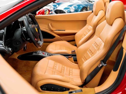 Used 2013 Ferrari 458 Spider RWD image 49