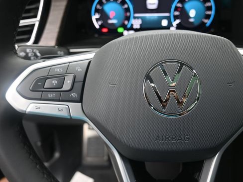 New 2025 Volkswagen Atlas SEL Premium R-Line image 15