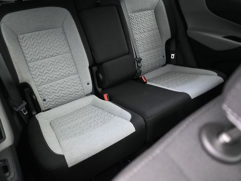 Certified 2022 Chevrolet Equinox LS w/ LS Convenience Package AWD/4WD image 28