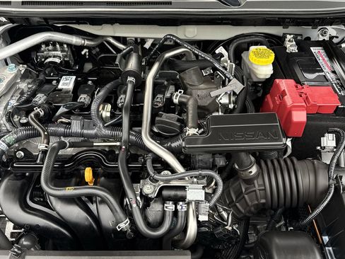 Used 2024 Nissan Sentra S image 11