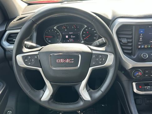 Used 2023 GMC Acadia SLT image 18