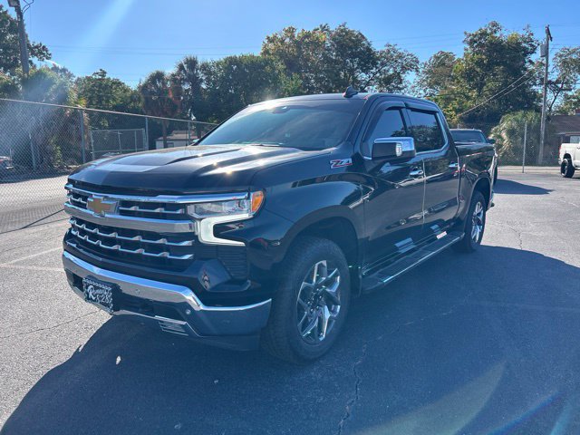 Used 2022 Chevrolet Silverado 1500 LTZ w/ LTZ Convenience Package II AWD/4WD image 1