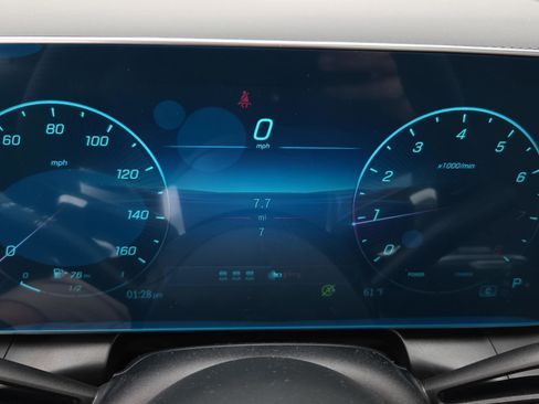 New 2026 Mercedes-Benz GLC 300 image 19
