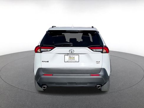 Used 2025 Toyota RAV4 XLE image 12