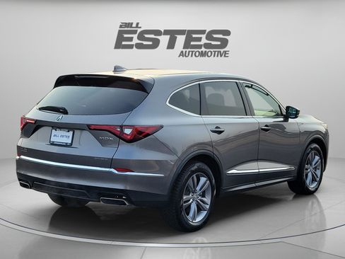 Used 2023 Acura MDX SH-AWD image 4