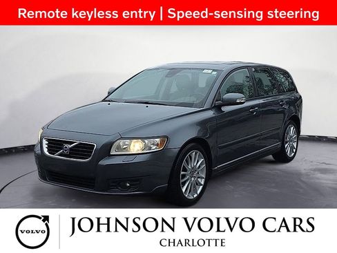 Used 2009 Volvo V50 2.4i image 1