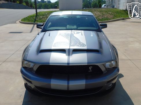 Used 2007 Ford Mustang Shelby GT500 RWD image 4