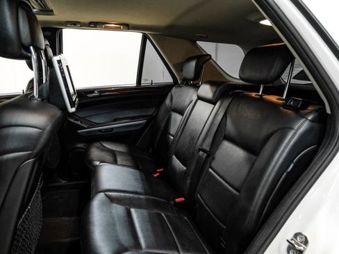 Used 2011 Mercedes-Benz ML 350 4MATIC image 42