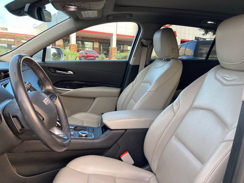 Used 2020 Cadillac XT4 Premium Luxury w/ Driver Awareness Package AWD/4WD image 10