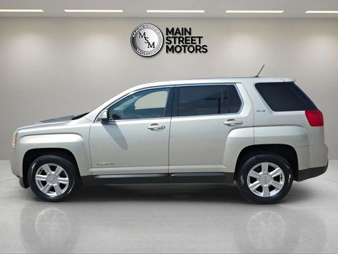 Used 2014 GMC Terrain SLE FWD image 2