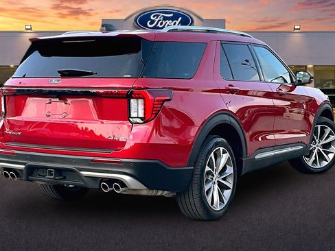 Used 2025 Ford Explorer Platinum w/ Ultimate Package AWD/4WD image 13