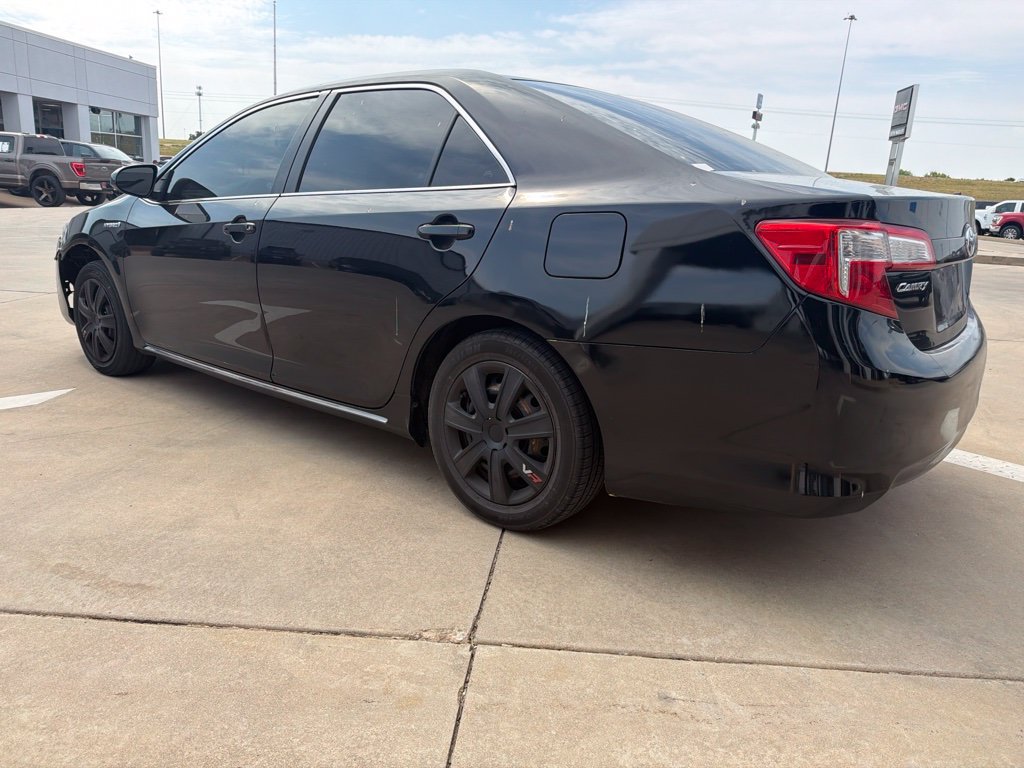 Used 2012 Toyota Camry LE FWD image 5