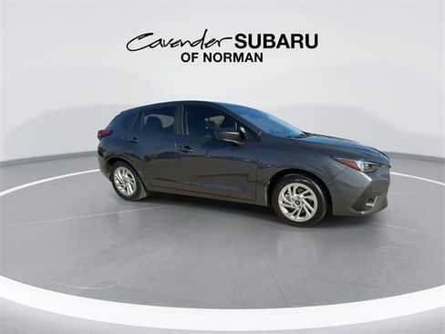 Certified 2025 Subaru Impreza 2.0i image 4