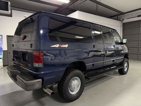 Used 2006 Ford E-350 and Econoline 350 XL image 6