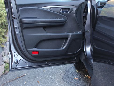 Used 2019 Honda Ridgeline RTL-T image 12