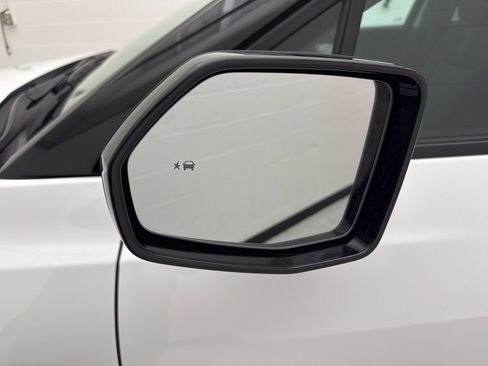 Used 2024 Chevrolet Blazer LT w/ Convenience Package image 13