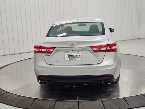Used 2013 Toyota Avalon XLE Touring image 4