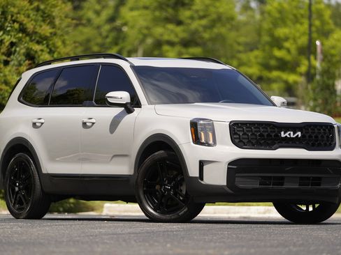 Used 2024 Kia Telluride EX X-Line AWD/4WD image 2