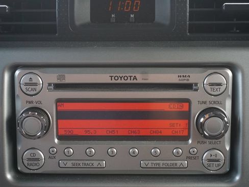 Used 2012 Toyota FJ Cruiser 4WD w/ Convenience Pkg image 8