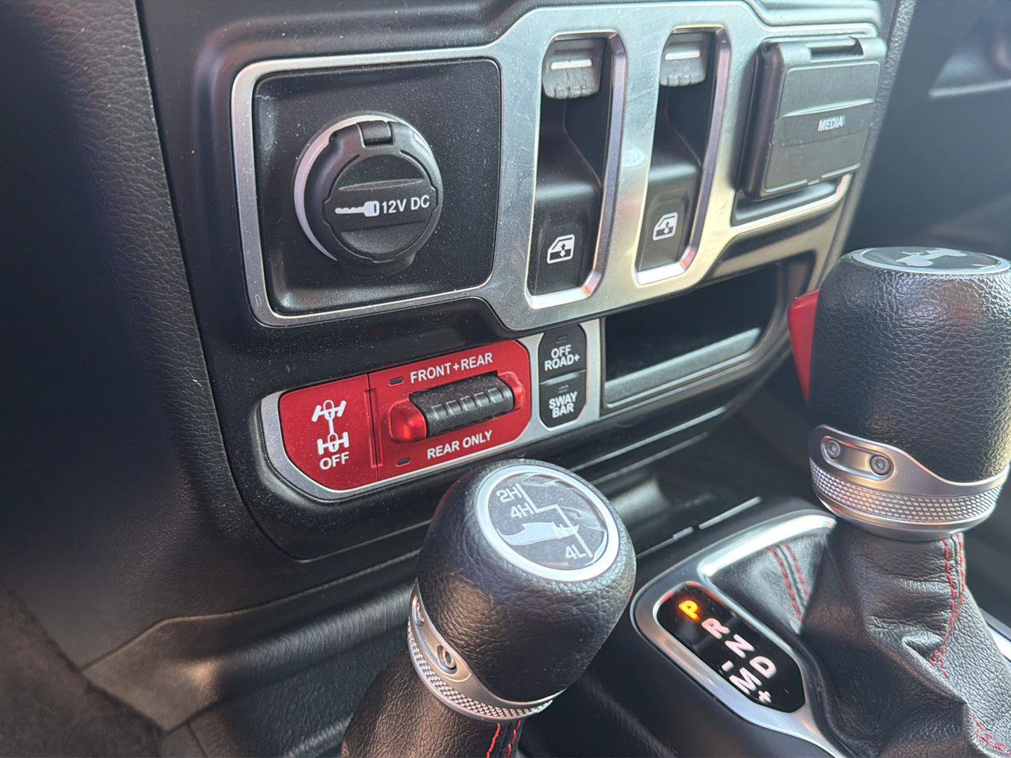 Used 2021 Jeep Wrangler Rubicon AWD/4WD image 18