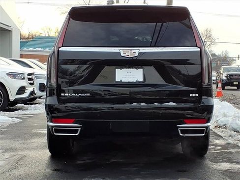 Certified 2023 Cadillac Escalade Premium Luxury Platinum image 4